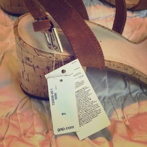 New (tags still on) Gap Heels